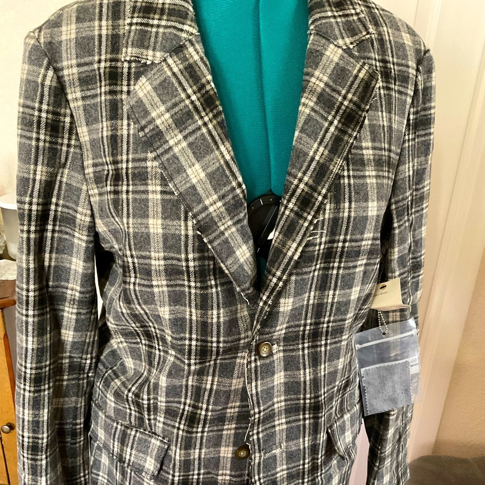 NWT unisex plaid jacket